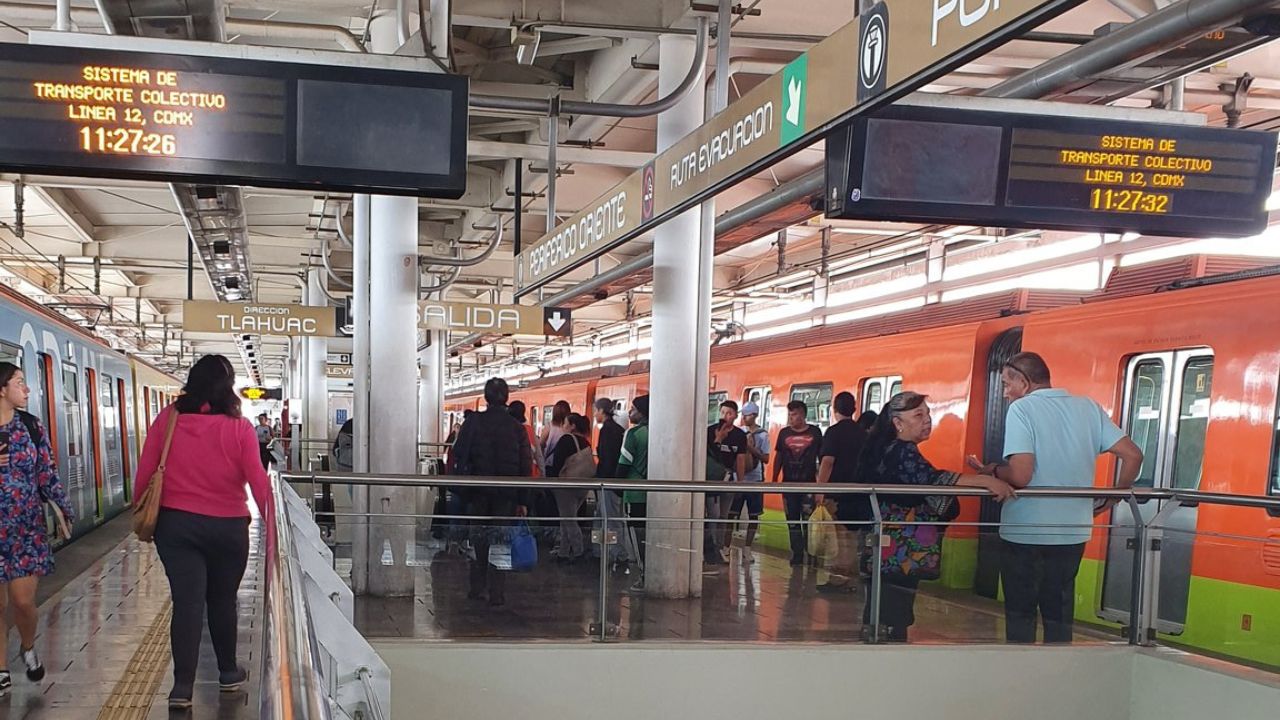 Usuario se arroja a vías del Metro en Periférico Oriente, Línea 12