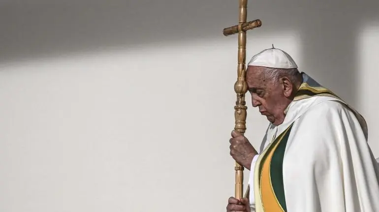 Exige el papa Francisco a obispos a no encubrir abusos sexuales