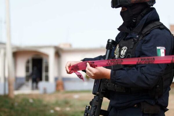 MENOR ENFRENTA A SECUESTRADORES Y SALVA A SU MADRE