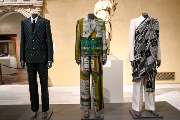 MET GALA 2025: LA ELEGANCIA NEGRA TOMA EL CENTRO DEL ESCENARIO