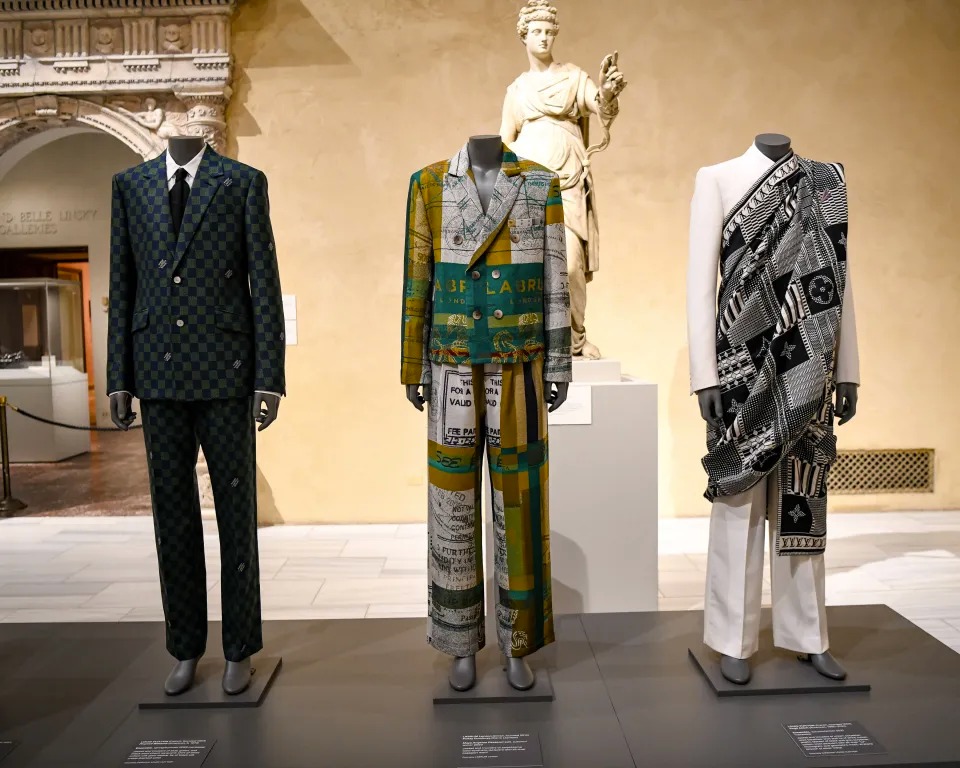 MET GALA 2025: LA ELEGANCIA NEGRA TOMA EL CENTRO DEL ESCENARIO