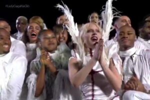 COPACABANA VIBRA CON GAGA Y 2.1 MILLONES DE FANS