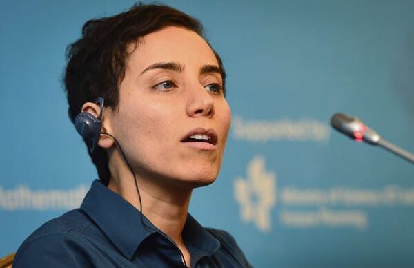 MARYAM MIRZAKHANI: EL LEGADO EN LAS MATEMÁTICAS QUE ROMPE FÓRMULAS Y BARRERAS