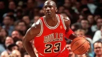 MICHAEL JORDAN REGRESA A LA NBA COMO COMENTARISTA EN NBC