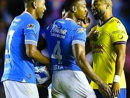 CRUZ AZUL VENCE 1-0 AL AMÉRICA Y TOMA VENTAJA EN EL CLÁSICO JOVEN