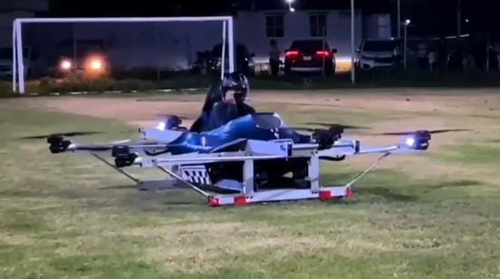 ¡MANTARRAYA AL RESCATE! ESTUDIANTES MEXICANOS CREAN EL PRIMER DRON TRIPULADO