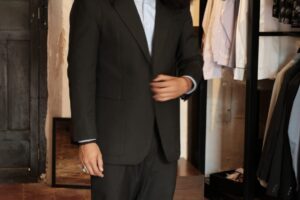 LA GUAYABERA MEXICANA: DE LA COSTA AL PITTI UOMO; EL RENACER DE UNA PRENDA EMBLEMÁTICA