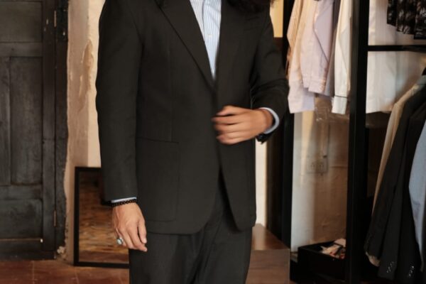 LA GUAYABERA MEXICANA: DE LA COSTA AL PITTI UOMO; EL RENACER DE UNA PRENDA EMBLEMÁTICA