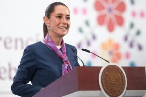 “VAMOS MUY BIEN”: SHEINBAUM DEFIENDE AVANCES A UN AÑO DE SU ELECCIÓN