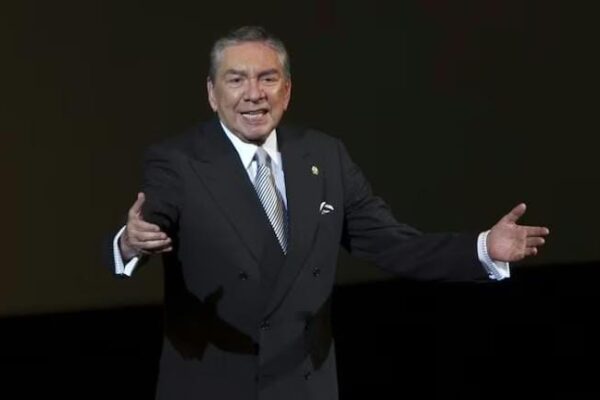 MARCO ANTONIO MUÑIZ, “EL LUJO DE MÉXICO”, SERÁ HOMENAJEADO EN EL AUDITORIO NACIONAL