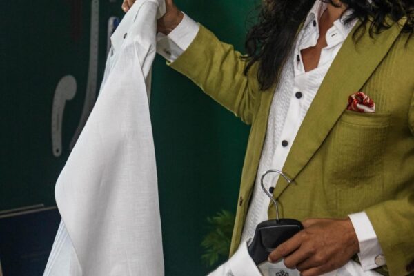 ATREZZO LLEGA A PITTI UOMO 108: ¿LA GUAYABERA MEXICANA CONQUISTARÁ FLORENCIA?