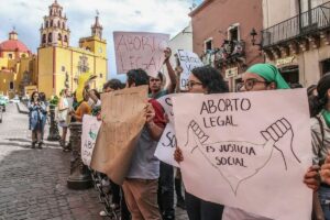 GUANAJUATO CIERRA LA PUERTA AL ABORTO LEGAL; DIPUTADA DEL VERDE CAMBIA VOTO Y DESATA POLÉMICA