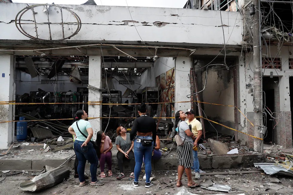 SACUDEN A COLOMBIA 16 ATENTADOS TERRORISTAS; EL AGRESOR DEL CANDIDATO URIBE SE DECLARÓ INOCENTE