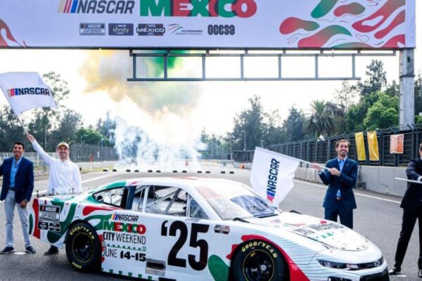 LA NASCAR CUP SERIES LLEGA A MÉXICO: PASIÓN POR LA VELOCIDAD Y MUCHA ADRENALINA