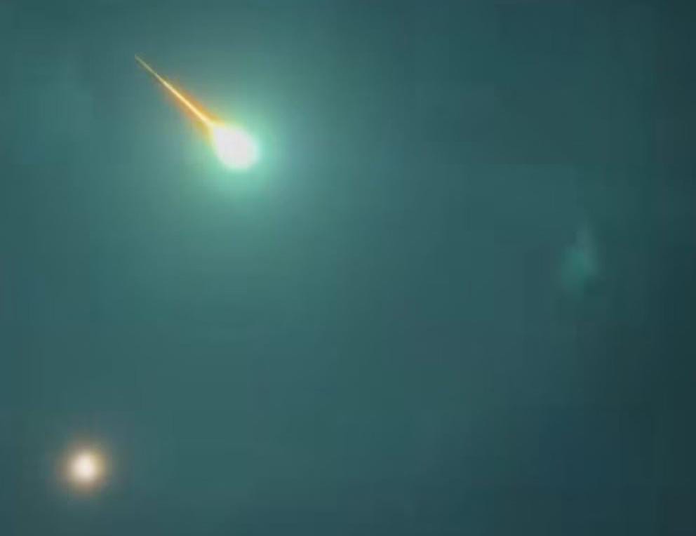 METEORITO ILUMINA NUEVO LEÓN AL CAER