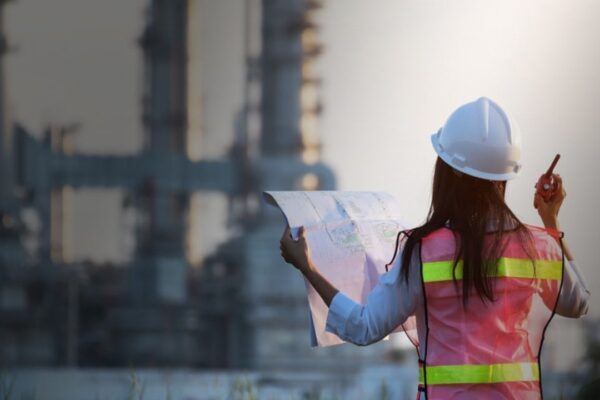 MUJERES INGENIERAS BRILLAN CON SU LUZ PROPIA EN SU DÍA INTERNACIONAL