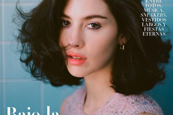 GRACIE ABRAMS ENCIENDE REDES AL ESTAR EN PORTADA DE VOGUE MÉXICO