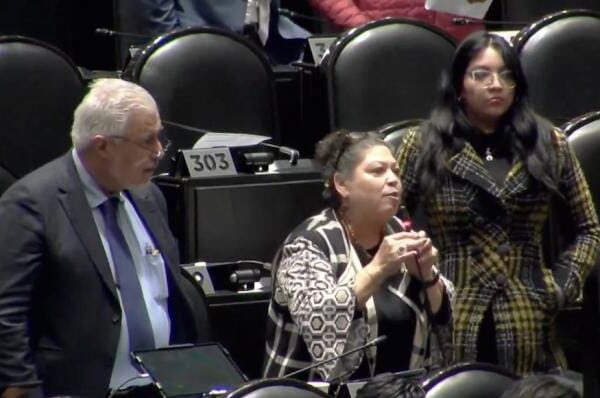 DIPUTADA USA CHATGPT PARA VOTAR LEYES; “ACTUALÍCENSE, IGNORANTES”