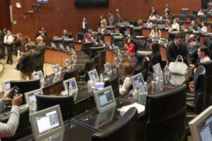SENADO AVALA LEY CENSURA: ¿CONTROL O PROTECCIÓN?