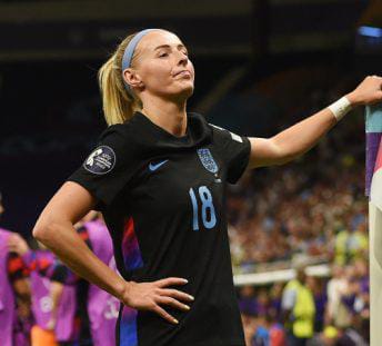 CHLOE KELLY: LA JUGADORA FORJADA EN LAS CALLES QUE CAMBIÓ LA HISTORIA DEL FÚTBOL INGLÉS