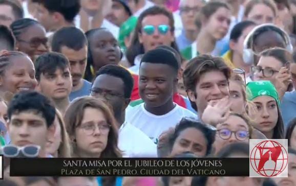 JUVENTUD EN ROMA: IMPRESIONANTE BIENVENIDA EN EL JUBILEO DE LA ESPERANZA