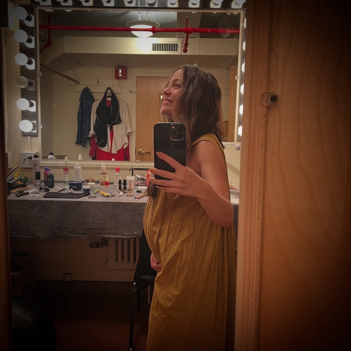 ¡BEBÉ EN CAMINO! NATALIA LAFOURCADE ANUNCIA SU PRIMER EMBARAZO