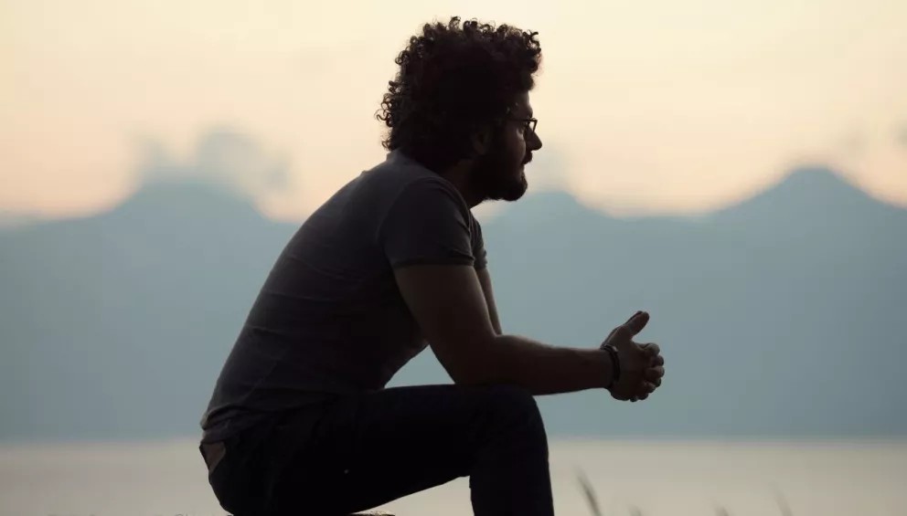 LA SOLEDAD MATA: ADVIERTE LA OMS