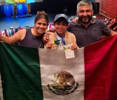JUAN PABLO MENDOZA CONQUISTA SINGAPUR CON ORO EN SIMOC 2025