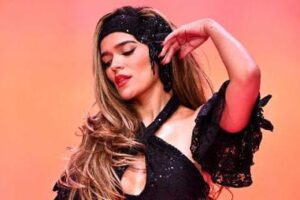 ¿KAROL G HIZO PLAYBACK EN JIMMY FALLON? FANÁTICOS EXIGEN RESPUESTAS