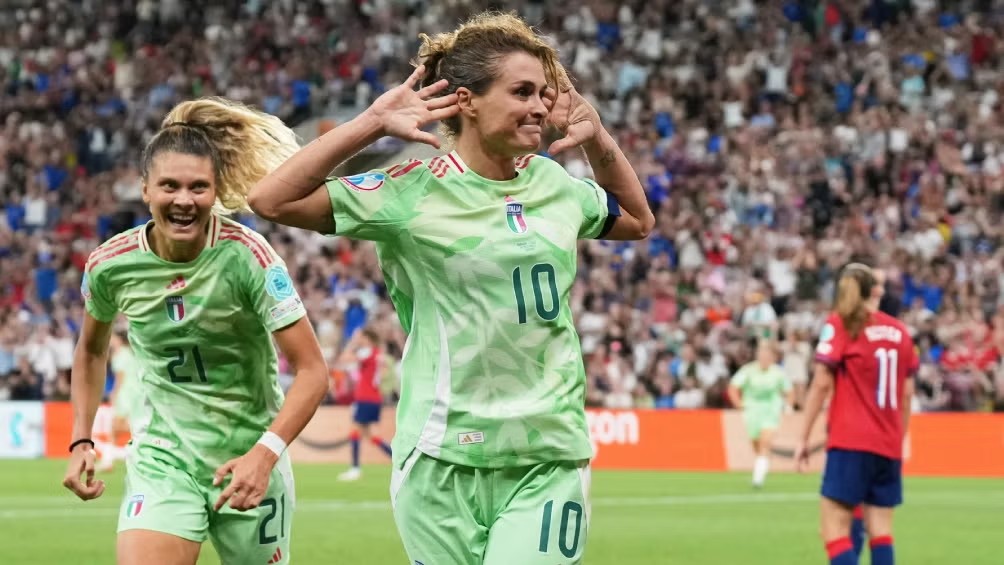 ITALIA HACE HISTORIA Y YA HAY SEMIFINALISTAS EN LA EURO FEMENINA 2025