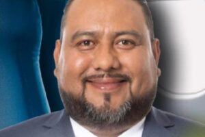 DIPUTADO DE MORENA VOTA EN PLENO VUELO Y DETONÓ LA POLÉMICA