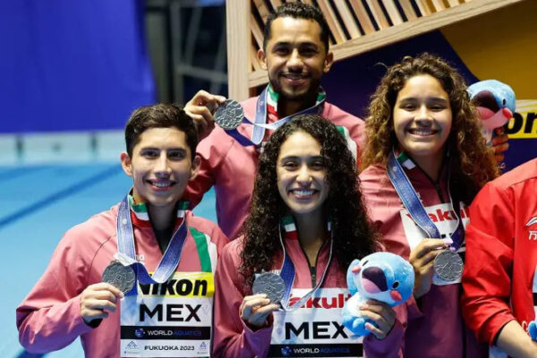 “Son un símbolo de México”: Sheinbaum propuso que medallistas impartieran pláticas a estudiantes