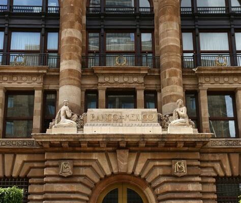 Banxico redujo la tasa de interés a 7.75 %, su nivel más bajo en tres años