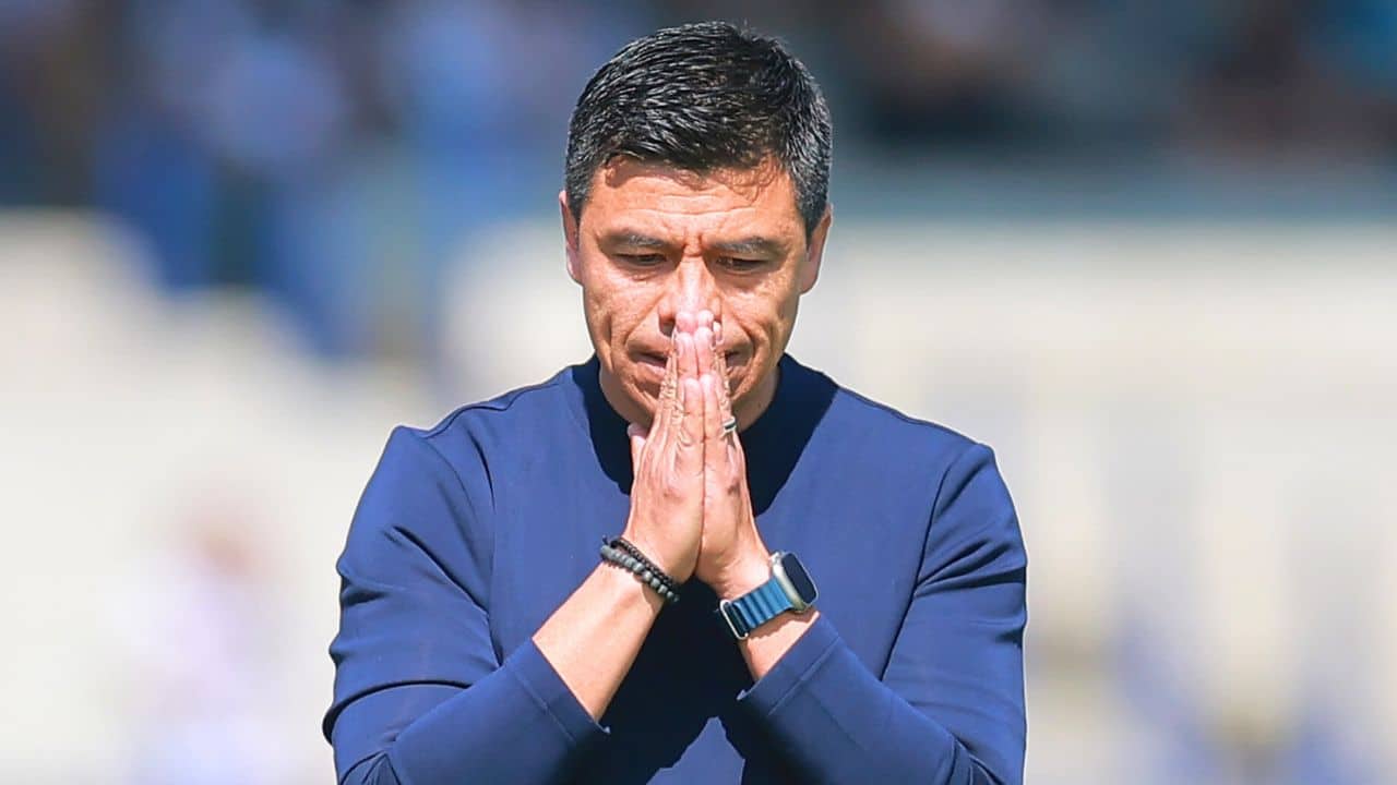 Gonzalo Pineda renunció como director técnico del Atlas tras la goleada ante Pachuca