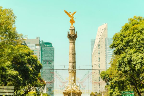 CDMX celebró el Día Internacional de los Pueblos Indígenas con un desfile del Ángel al Zócalo