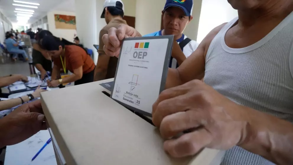 Bolivia irá a segunda vuelta en las elecciones presidenciales