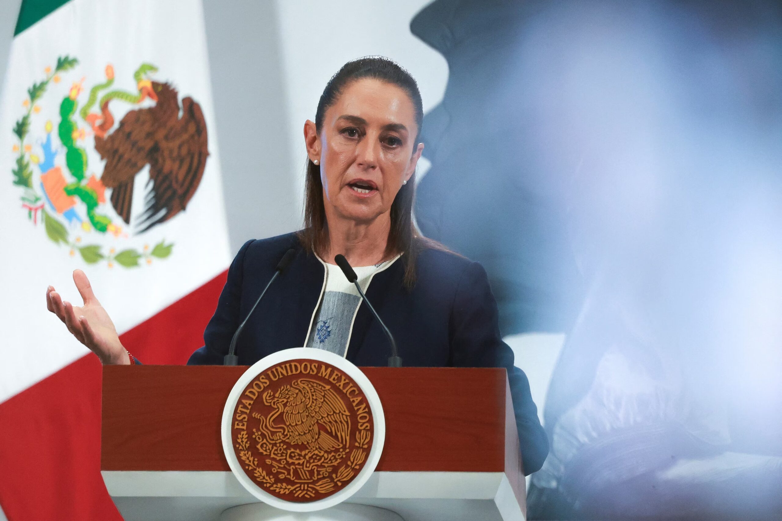 DEA habla de “cooperación récord”; Sheinbaum niega acuerdo “Proyecto Portero”