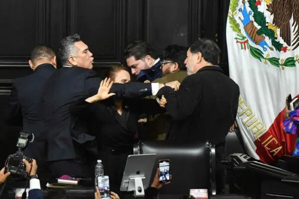 Alito vs. Noroña: pelea en el Senado tras la sesión de la Permanente; anuncian denuncias y posible desafuero