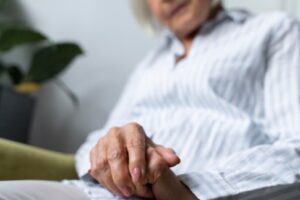 La salud mental de los adultos mayores, una deuda pendiente