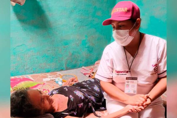 Micaela, la enfermera que lleva esperanza con el programa Salud Casa por Casa en Guerrero