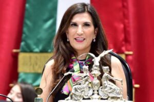 Kenia López Rabadán asume la presidencia de la Cámara de Diputados en un hecho histórico para el Congreso