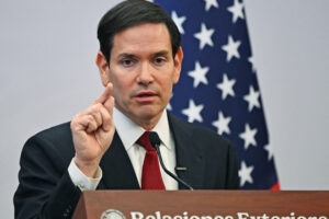Trump “tiene derecho de eliminar” embarcaciones con droga; “puede pasar otra vez”, afirma Marco Rubio