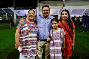 Iván Hernández Díaz reconoce la fuerza de la mujer indígena en Guerrero y su papel en la transformación socia