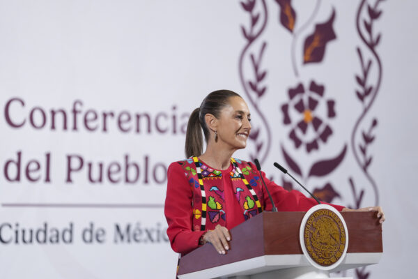 “Cero impunidad” contra el huachicol fiscal: Sheinbaum presume avances tras 14 detenciones