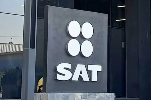 SAT y tarjetas departamentales: qué sí dice la ley, qué NO ha dicho la autoridad y cómo evitar una “discrepancia fiscal”