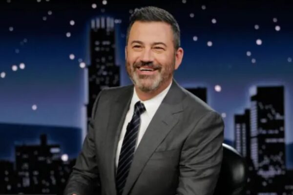 La cadena ABC congela a Jimmy Kimmel por sus comentarios sobre el asesinato de Charlie Kirk