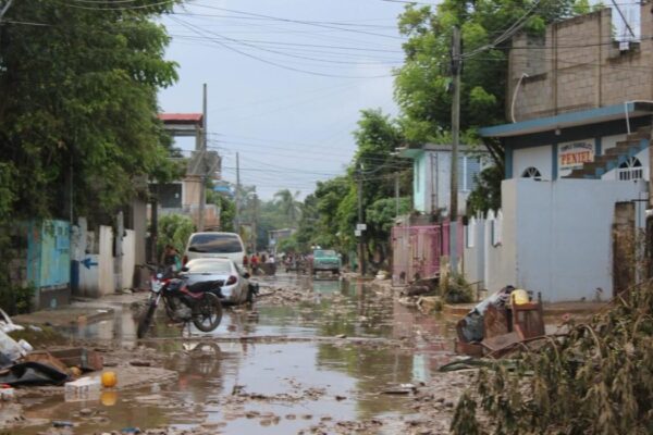 Álamo Veracruz, a más de 72 horas de caos por inundaciones