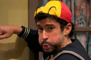 Bad Bunny sorprende en SNL al convertirse en Quico
