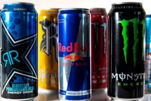 Diputados prohíben vender bebidas energéticas a menores; el dictamen pasa al Senado