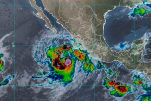 Huracán Priscilla dejará lluvias y oleaje: cinco estados bajo alerta